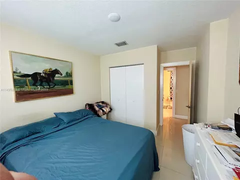 635 W 72nd Pl, Hialeah, FL 33014 photo 13
