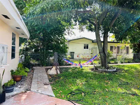 635 W 72nd Pl, Hialeah, FL 33014 photo 20