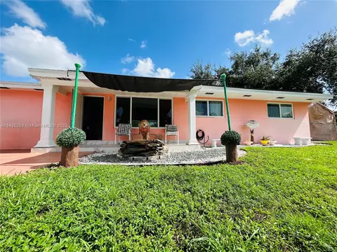 635 W 72nd Pl, Hialeah, FL 33014 photo 26