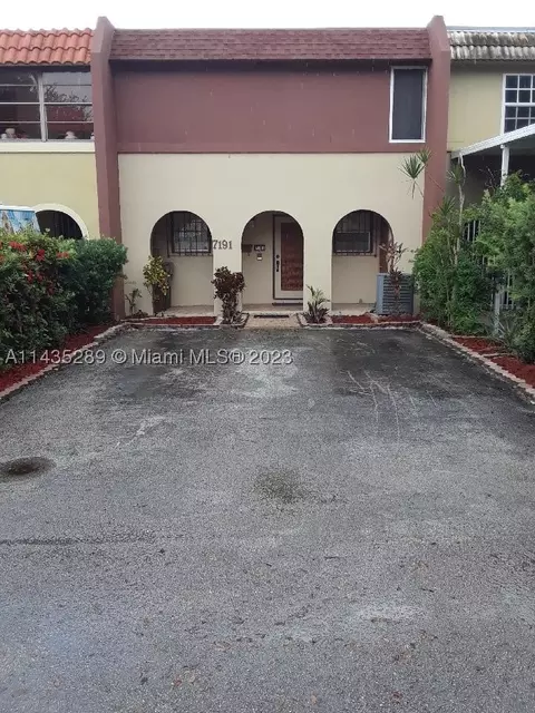 7191 W 3rd Ave, Hialeah, FL 33014 photo 2