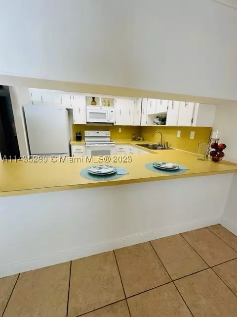 7191 W 3rd Ave, Hialeah, FL 33014 photo 3
