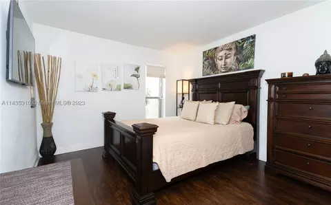 5218 NE 6th Ave #E2, Oakland Park, FL 33334