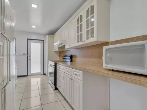 7299 W 18th Ave #NONE, Hialeah, FL 33014 photo 21