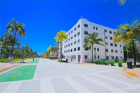 1390 Ocean Dr #502, Miami Beach, FL 33139