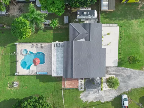 28835 SW 162nd Ave, Homestead, FL 33033