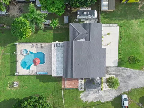 28835 SW 162nd Ave, Homestead, FL 33033