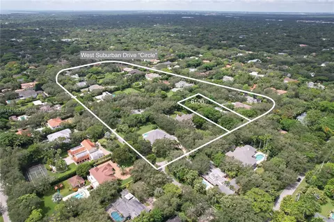 6100 W Suburban Dr, Pinecrest, FL 33156