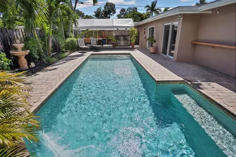 525 NE 28th St, Wilton Manors, FL 33334