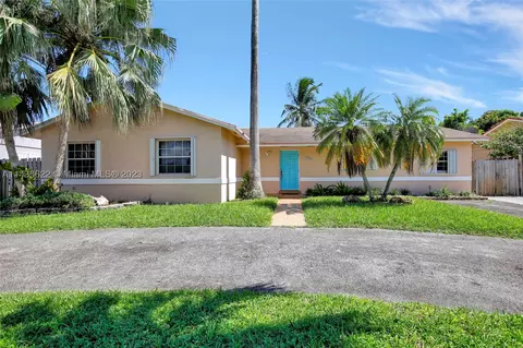 11100 SW 160th St, Miami, FL 33157