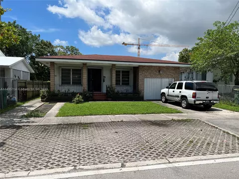 1442 NW 38th St, Miami, FL 33142