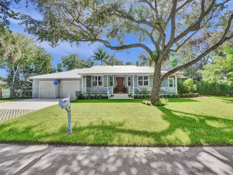 16651 SW 77th Ct, Palmetto Bay, FL 33157