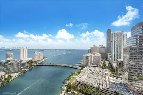 495 Brickell Ave #3007, Miami, FL 33131