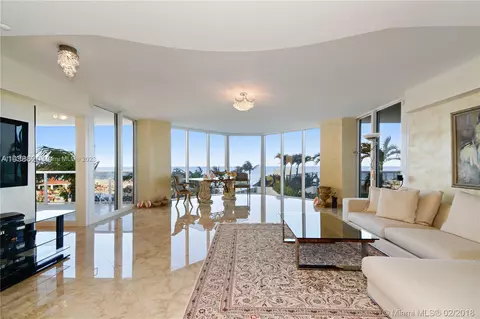 19111 Collins Ave #201, Sunny Isles Beach, FL 33160