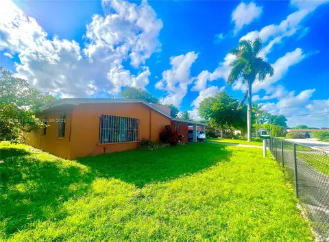 19100 NW 21st Ave, Miami Gardens, FL 33056