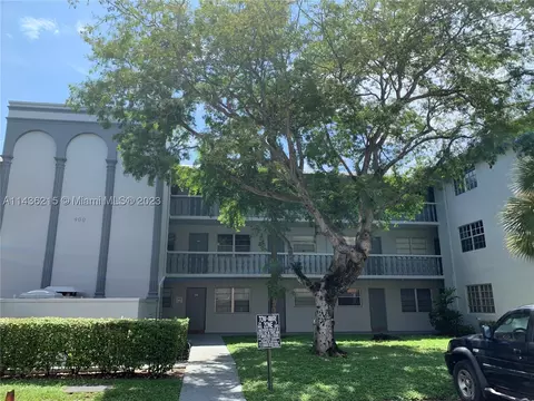 900 Tallwood Ave #208, Hollywood, FL 33021