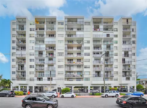 7850 Byron Ave #703, Miami Beach, FL 33141
