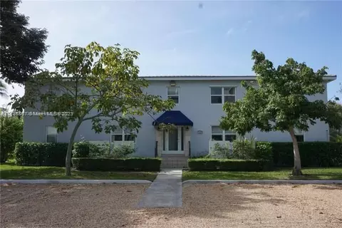 7640 SW 54th Ct #27C, Miami, FL 33143