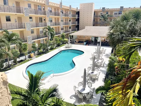 2145 Pierce St #306, Hollywood, FL 33020