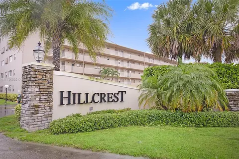 1201 Hillcrest Ct #205, Hollywood, FL 33021