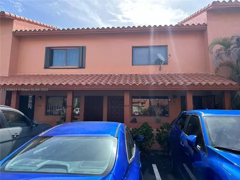 6375 W 27th Way #203, Hialeah, FL 33016