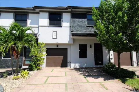 15571 NW 91st Ct, Miami Lakes, FL 33018