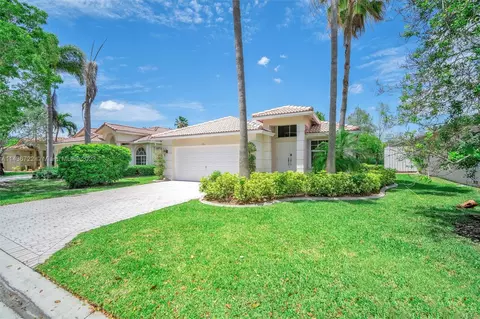 13513 NW 7th St, Plantation, FL 33325