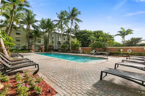 1900 Van Buren St #216B, Hollywood, FL 33020