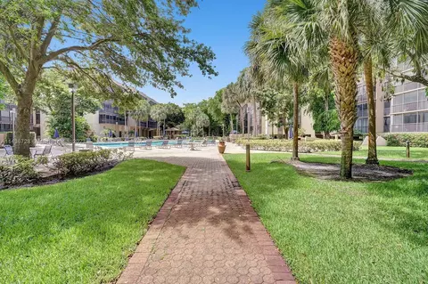2808 N 46th Ave #E651, Hollywood, FL 33021 photo 34