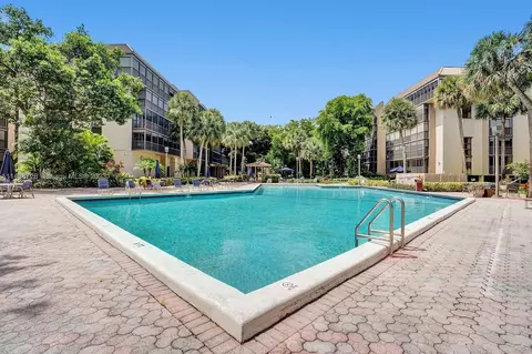 2808 N 46th Ave #E651, Hollywood, FL 33021 photo 33