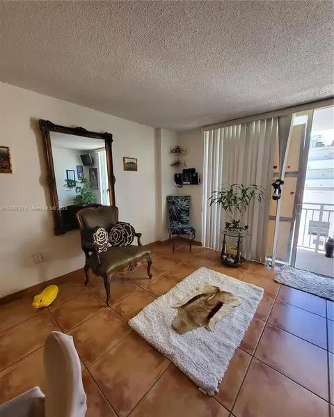 345 Ocean Dr #507, Miami Beach, FL 33139