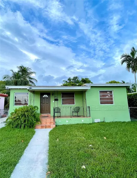 451 SE 6th St, Hialeah, FL 33010 photo 3
