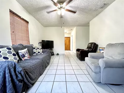 451 SE 6th St, Hialeah, FL 33010 photo 28