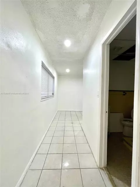 451 SE 6th St, Hialeah, FL 33010 photo 32