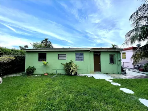 451 SE 6th St, Hialeah, FL 33010 photo 7