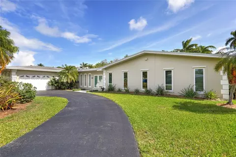 7480 SW 159th Ter, Palmetto Bay, FL 33157