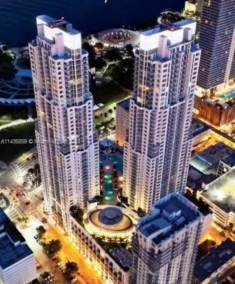 244 Biscayne Blvd #3908, Miami, FL 33132