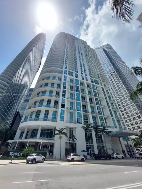 300 S Biscayne Blvd #T-2306, Miami, FL 33131