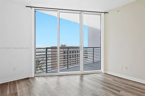 325 S Biscayne Blvd #3924, Miami, FL 33131 photo 10