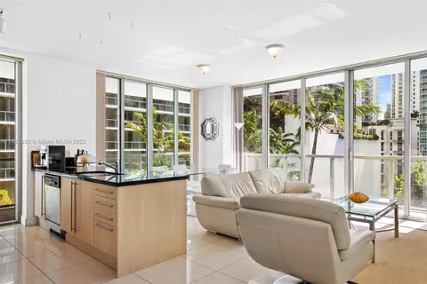 79 SW 12th St #1107-S, Miami, FL 33130