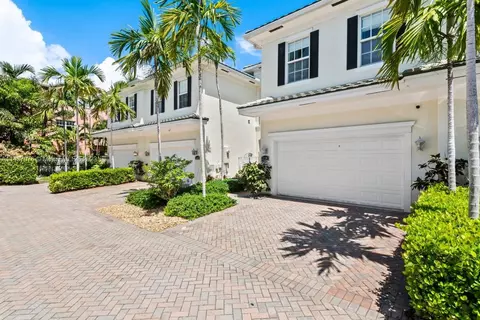 1139 N Victoria Park Rd, Fort Lauderdale, FL 33304