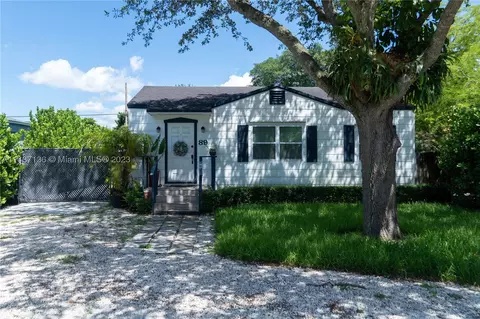 89 W Ludlam Dr, Miami Springs, FL 33166