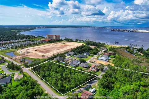 4508 Magnolia Beach Rd, Panama City, FL 32408