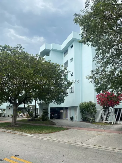 1990 Marseille Dr #403, Miami Beach, FL 33141