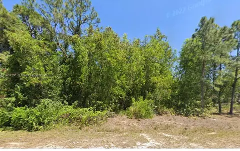 519-521 Meadow Rd, Lehigh Acres, FL 33973