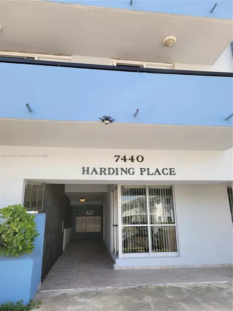 7440 Harding Ave #302, Miami Beach, FL 33141