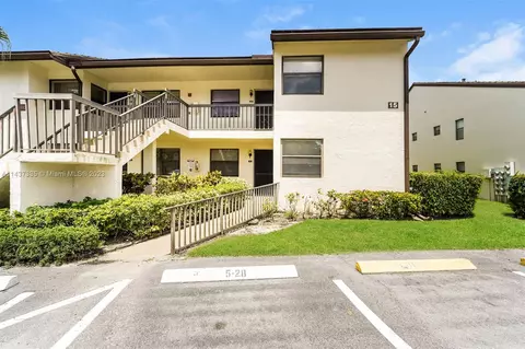 7590 Tahiti Ln # 106, Lake Worth, FL 33467