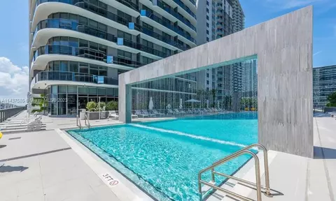 45 SW 9th St #4004, Miami, FL 33130