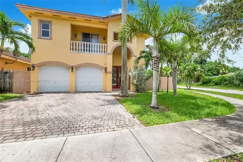 1046 NE 17 Ter, Homestead, FL 33033