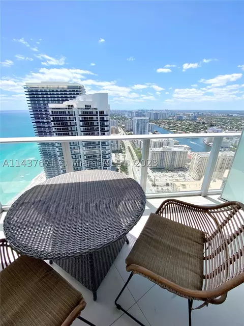 4111 S Ocean Dr #LPH9, Hollywood, FL 33019