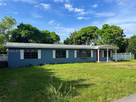 8880 SW 125th Ter, Miami, FL 33176